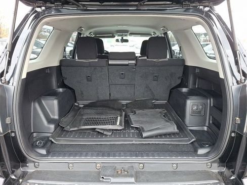 Used 2018 Toyota 4Runner SR5 image 31