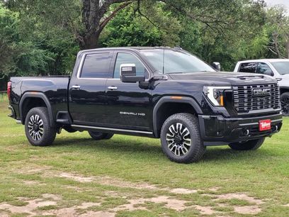 New 2026 GMC Sierra 3500 Denali Ultimate w/ LPO, Black Badging Package