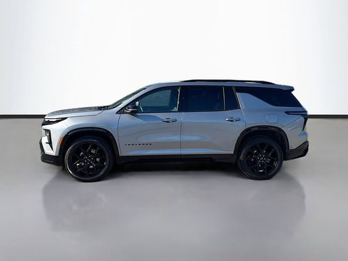 Used 2024 Chevrolet Traverse RS image 8
