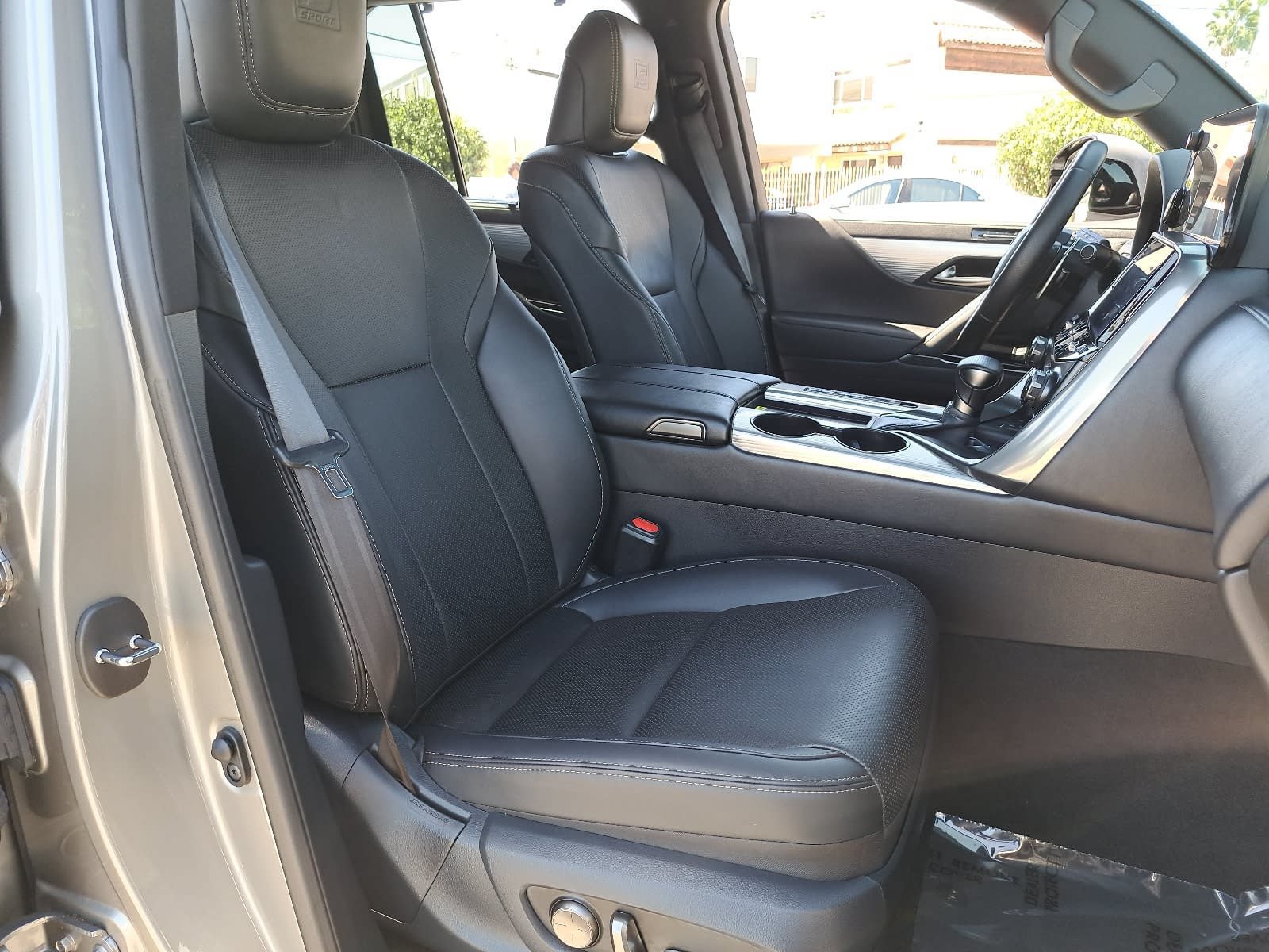 Used 2024 Lexus LX 600 F Sport AWD/4WD image 10