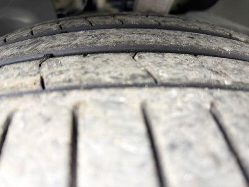 Used 2021 Tesla Model Y Performance image 37