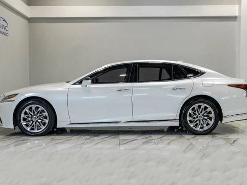 Used 2018 Lexus LS 500 w/ Accessory Package (Z1) RWD image 15