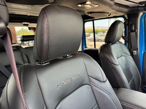 Certified 2023 Jeep Wrangler Unlimited Sahara w/ Cold Weather Group AWD/4WD image 3