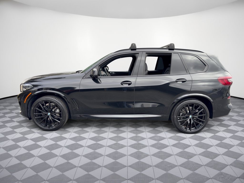 Used 2023 BMW X5 sDrive40i w/ M Sport Package RWD image 2
