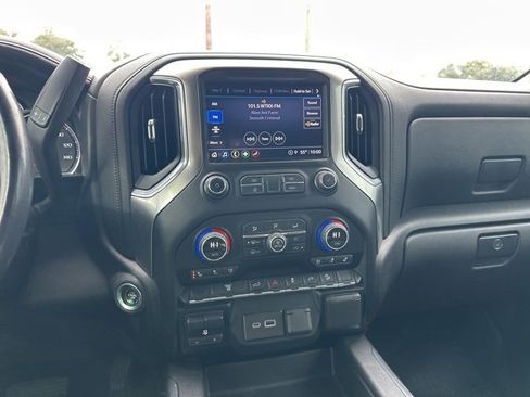 Used 2021 Chevrolet Silverado 2500 LTZ image 12