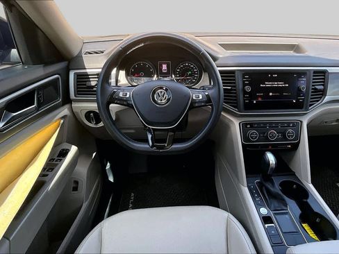 Used 2020 Volkswagen Atlas SE FWD image 8