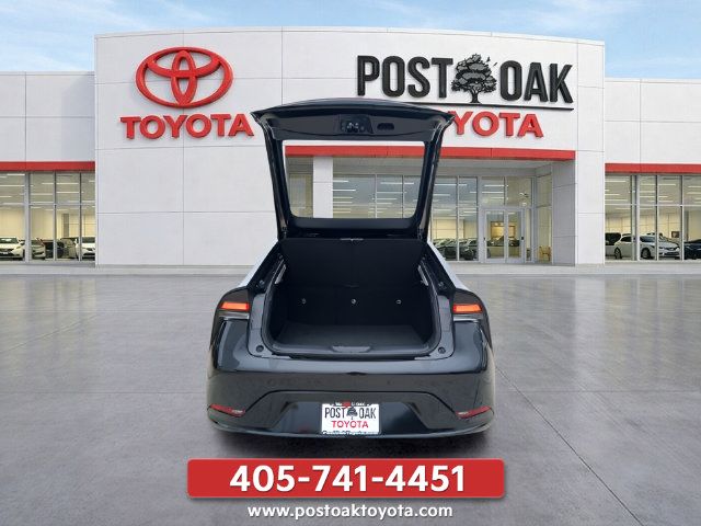 New 2027 Toyota Prius FWD image 11