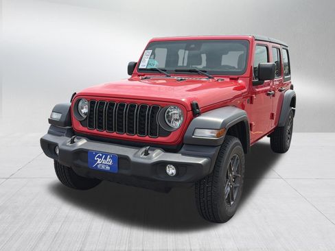 Used 2025 Jeep Wrangler Unlimited Sport AWD/4WD image 3