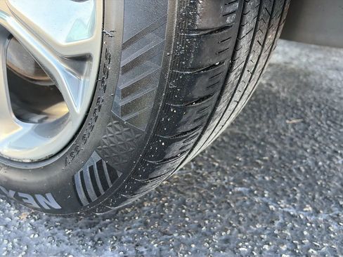 Used 2017 Dodge Journey Crossroad w/ Rear Seat Video Group I image 19