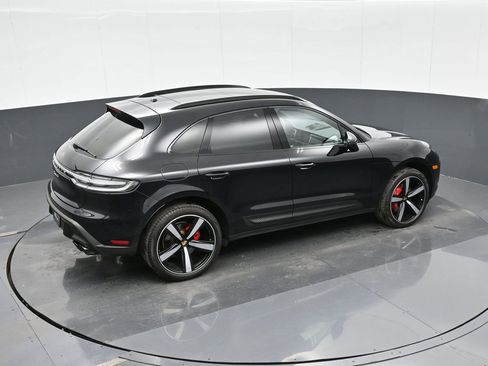 Certified 2024 Porsche Macan S w/ Premium Plus Package image 33