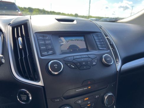 Used 2015 Ford Edge SEL AWD/4WD image 41