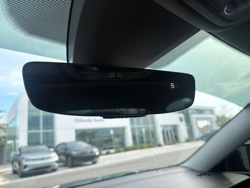 Certified 2022 Volkswagen Passat 2.0T SE FWD image 30