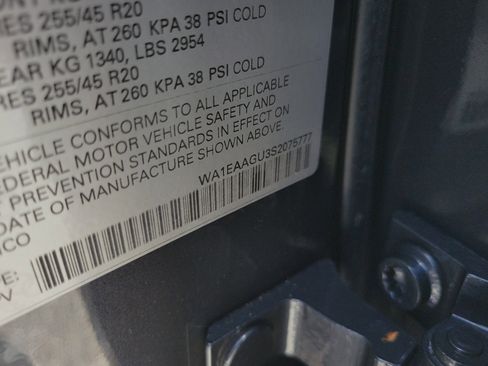 Certified 2025 Audi Q5 Premium Plus w/ Premium Plus image 35