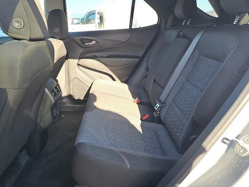 Used 2024 Chevrolet Equinox LT w/ Driver Convenience Package AWD/4WD image 12