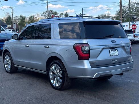 Used 2018 Ford Expedition Platinum image 6