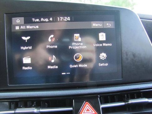 Used 2024 Kia Niro LX FWD image 33