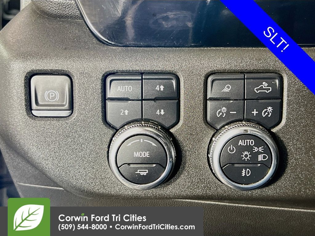 Used 2023 GMC Sierra 1500 SLT w/ SLT Convenience Package AWD/4WD image 19