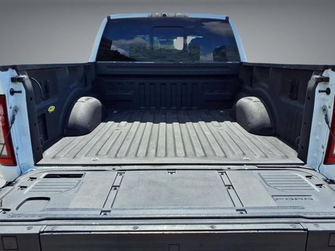 Used 2022 Ford F150 Raptor w/ Equipment Group 801A High AWD/4WD image 10