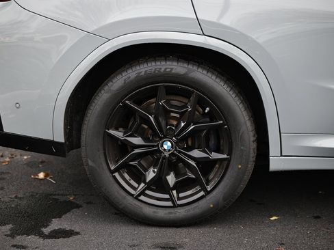 Used 2022 BMW X4 M40i w/ Premium Package image 6