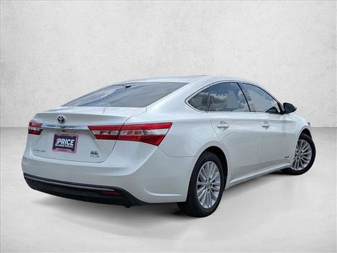 Used 2014 Toyota Avalon XLE Premium FWD image 5