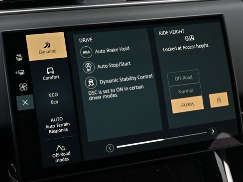 Used 2025 Land Rover Range Rover Sport SE AWD/4WD image 33