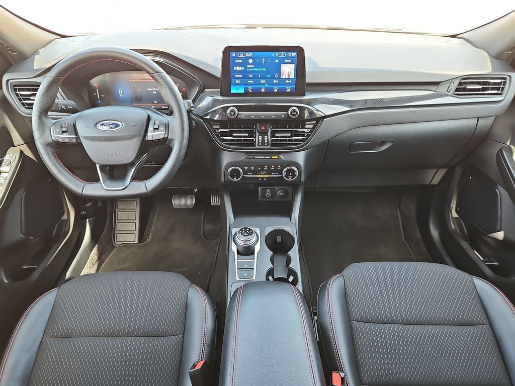 Used 2025 Ford Escape ST-Line AWD/4WD image 26