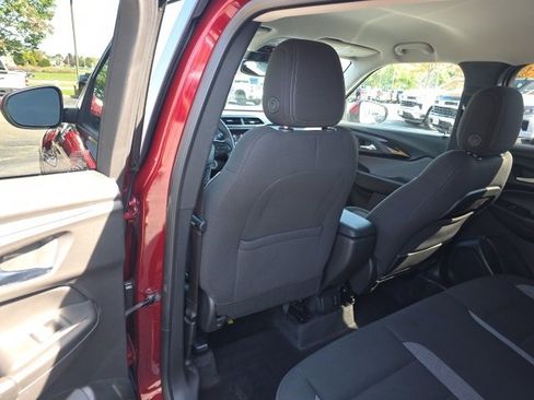 Used 2023 Chevrolet TrailBlazer LT w/ Convenience Package image 18