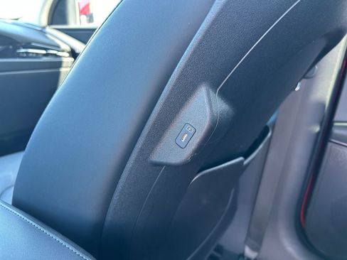 Used 2023 Kia Niro Wave w/ Wave Preserve Package FWD image 32