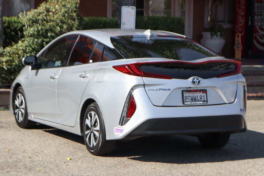 Used 2018 Toyota Prius Prime Premium w/ Carpet Mat Package FWD image 6