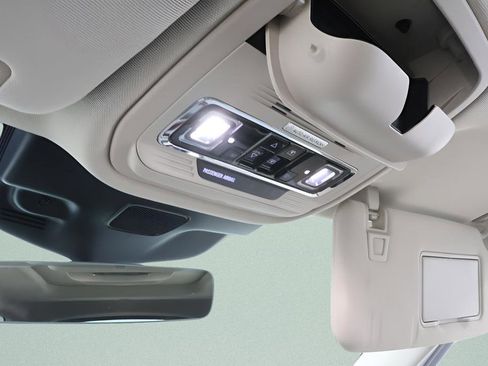 Used 2023 Lincoln Aviator Grand Touring w/ Equipment Group 301A image 16