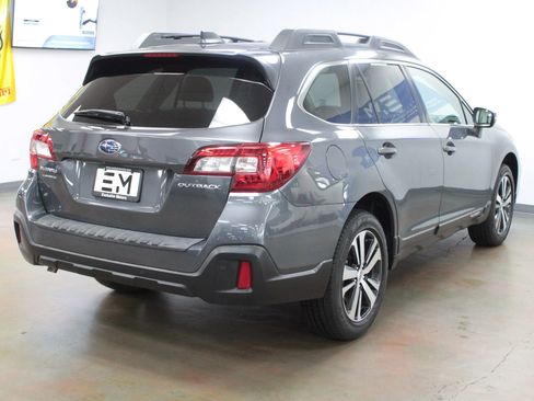 Used 2018 Subaru Outback 2.5i Limited image 5