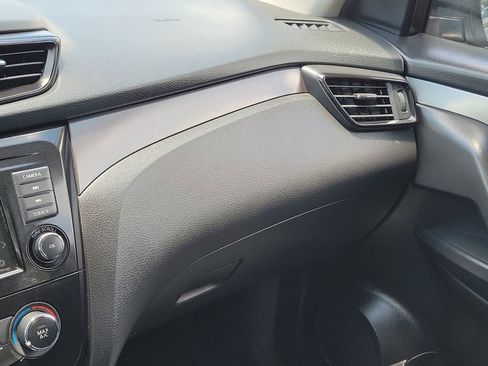 Used 2020 Nissan Rogue Sport S AWD/4WD image 29