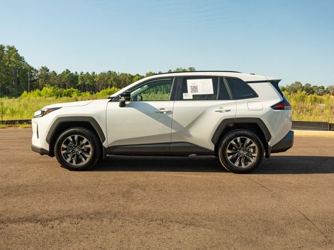 Used 2026 Toyota RAV4 Limited AWD/4WD image 9