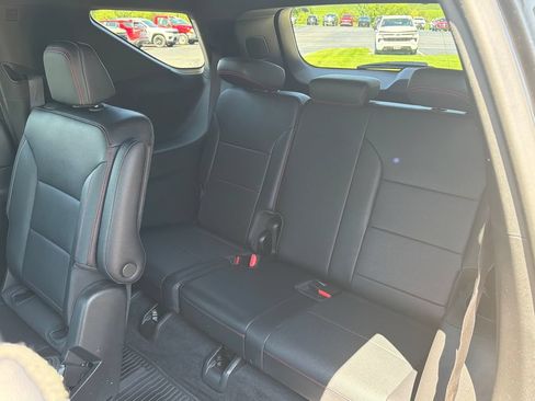 Certified 2025 Chevrolet Traverse Z71 w/ Enhanced Driving Package AWD/4WD image 31