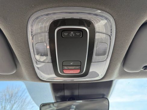 Used 2023 Hyundai Elantra SEL w/ Preferred Accessory Package image 26