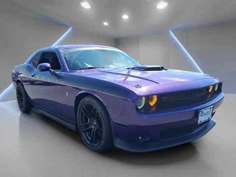 Used 2019 Dodge Challenger R/T Scat Pack w/ Shaker Package RWD image 1
