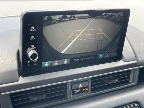 Used 2023 Honda Pilot EX-L image 17