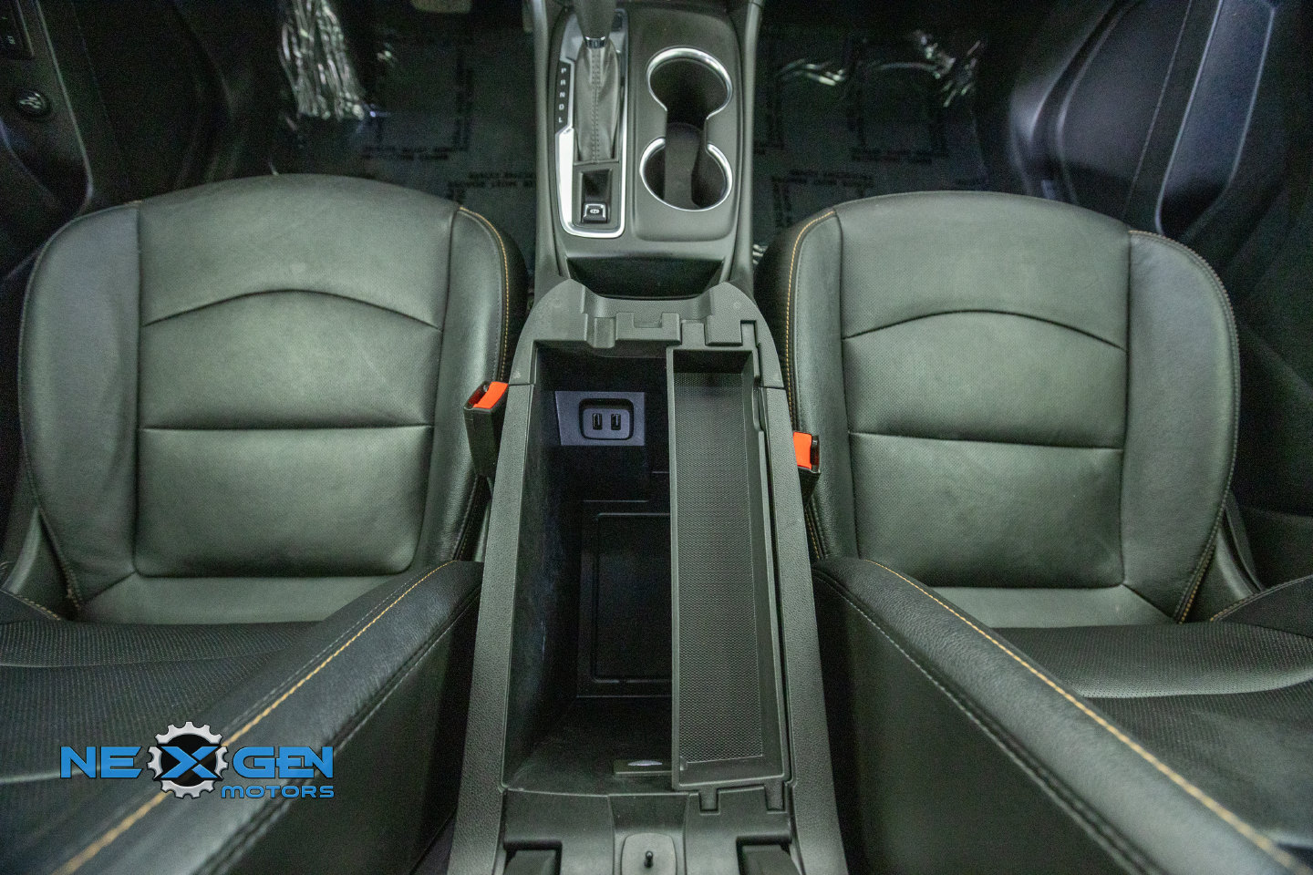 Used 2021 Chevrolet Equinox Premier AWD/4WD image 30
