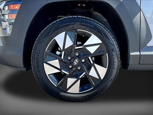 Certified 2024 Hyundai Kona SEL w/ Convenience Package AWD/4WD image 30