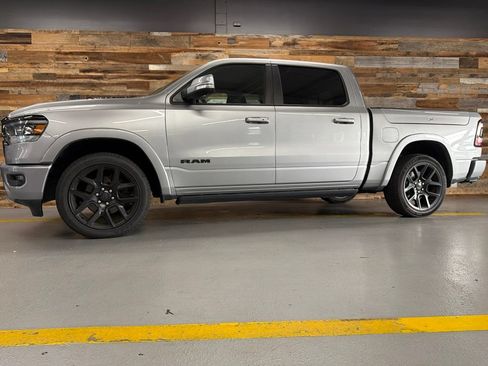 Used 2020 RAM 1500 Laramie AWD/4WD image 3