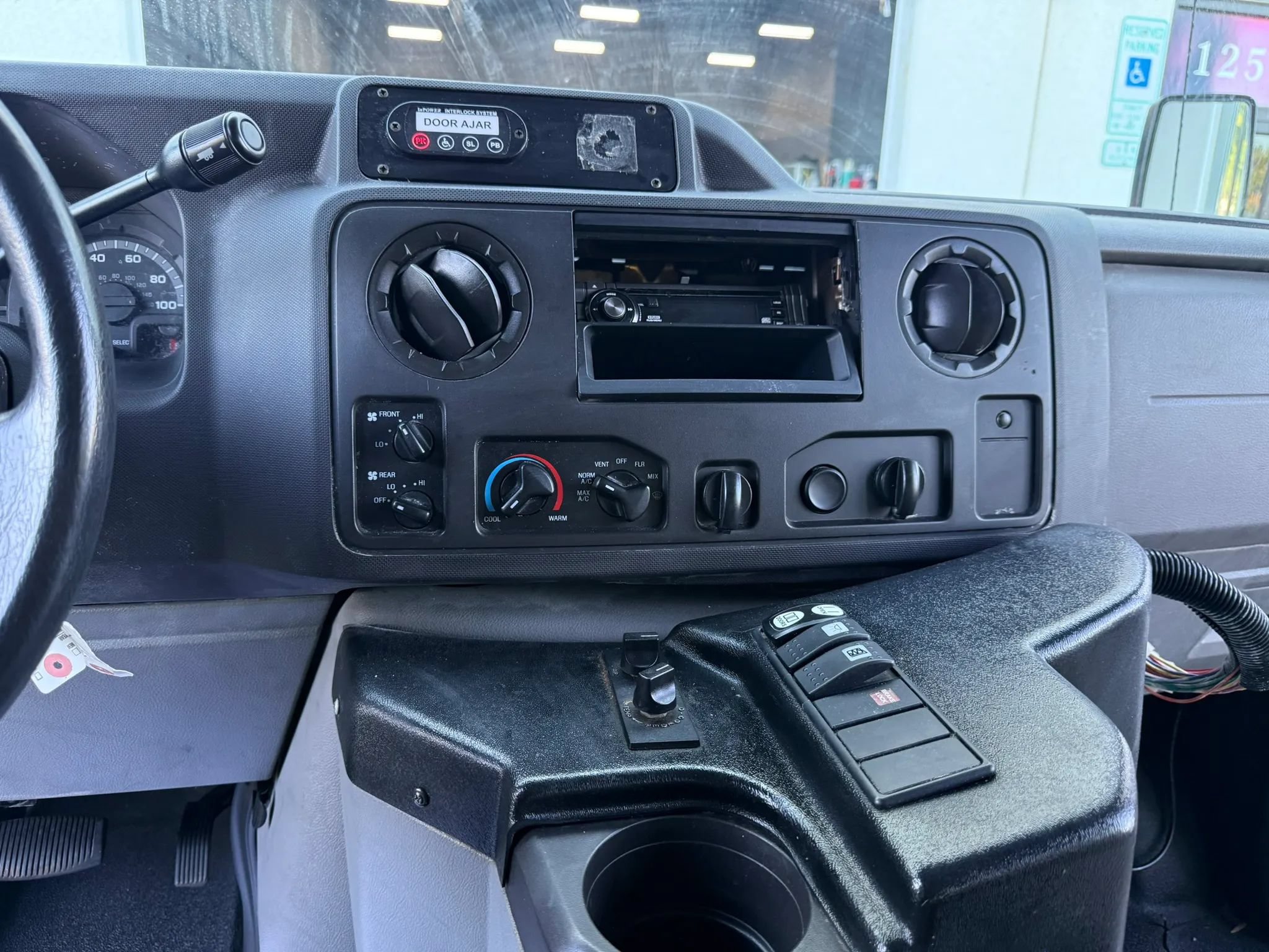 Used 2013 Ford E-350 and Econoline 350 Super Duty w/ Shuttle Bus Prep Pkg RWD image 21