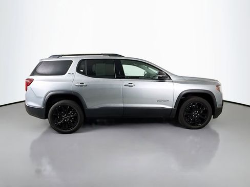 Used 2023 GMC Acadia SLE w/ Driver Convenience Package image 11