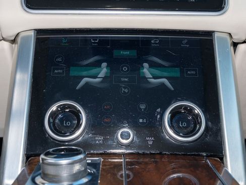 Used 2021 Land Rover Range Rover Westminster Edition image 25