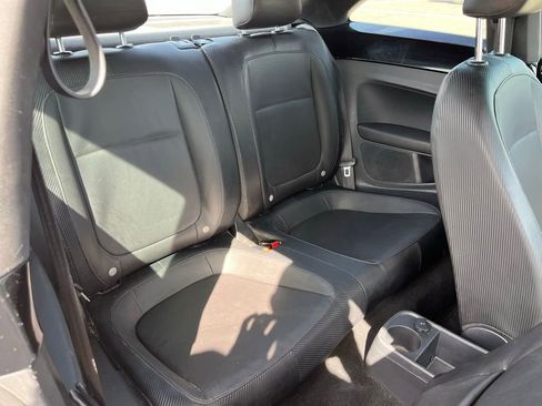 Used 2013 Volkswagen Beetle 2.5 image 15
