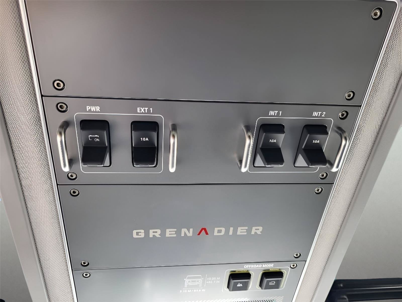Used 2024 INEOS Grenadier Station Wagon AWD/4WD image 14