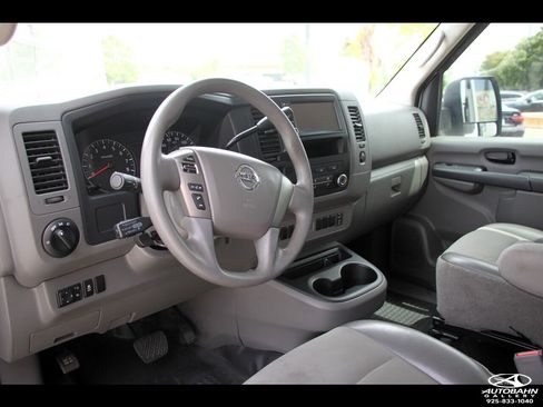 Used 2020 Nissan NV 2500 S RWD image 28