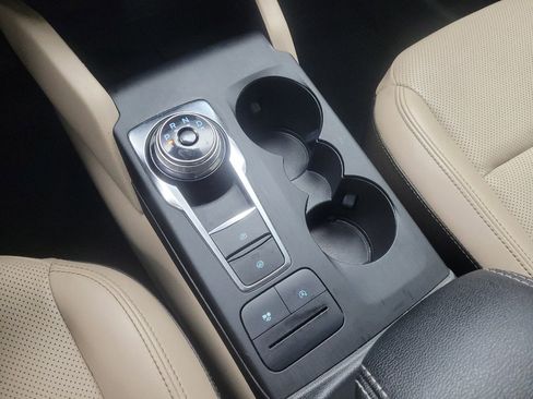 Used 2020 Ford Escape SEL image 26