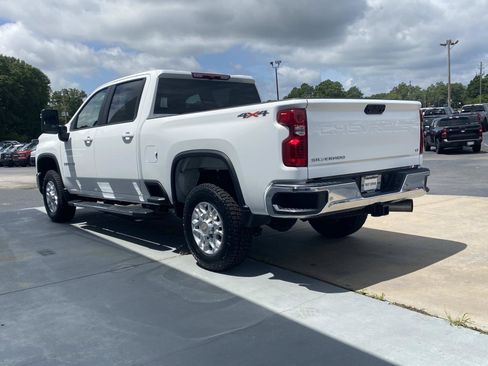 Used 2025 Chevrolet Silverado 3500 LT w/ Safety Package AWD/4WD image 9