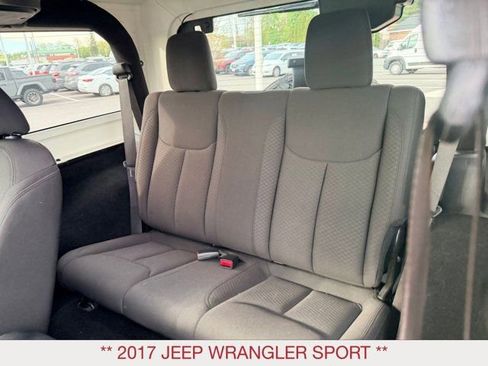 Used 2017 Jeep Wrangler Sport w/ Quick Order Package 24S AWD/4WD image 17