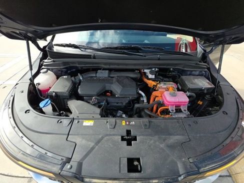 Used 2025 Kia Carnival EX image 33